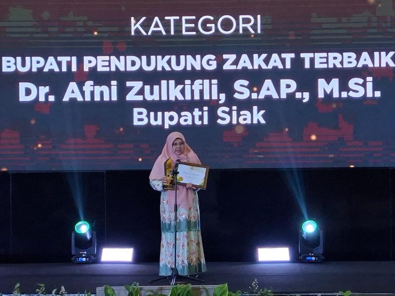 Kuatkan Zakat Daerah, Bupati Afni Jadi Kepala Daerah se-Riau Penerima Grand Award BAZNAS RI 2026