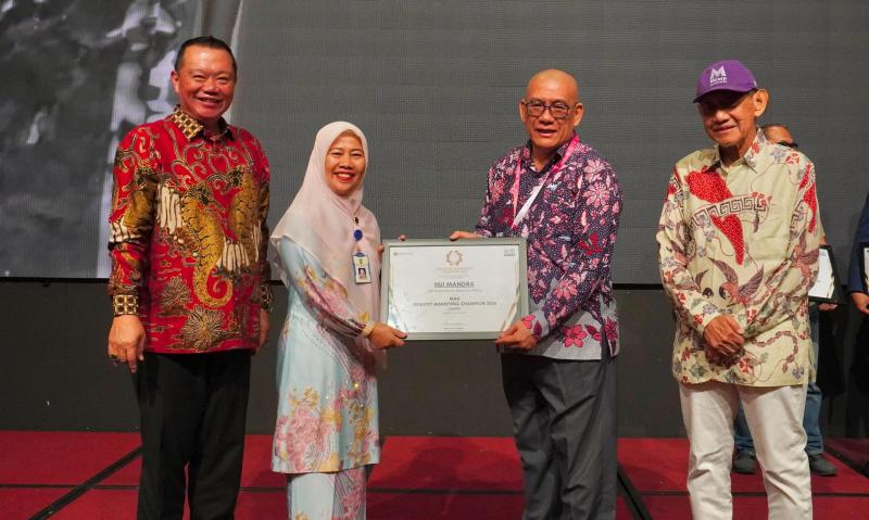 Raih Penghargaan Industry Marketing Champion 2026, JNE Pekanbaru Perkuat Pemimpin Industri Logistik 