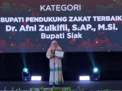 Kuatkan Zakat Daerah, Bupati Afni Jadi Kepala Daerah se-Riau Penerima Grand Award BAZNAS RI 2026