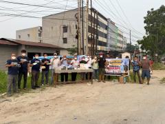Peduli Warga di Tengah Kabut Asap, KSABP Bagikan 3.000 Masker Gratis di Pekanbaru