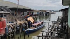 Super Sun PLN Hadir Nyalakan Harapan Anak Pulau Seraya Batam Kepulauan Riau