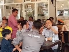 Jalin Kebersamaan, Hambali Duduk Bersama Insan Pers di Zaky Dicky