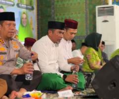 Bupati Zukri Hadiri Buka Puasa Bersama Muslimat NU dan UAS 
