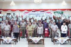 Gubri Hadiri Peluncuran dan Penyerahan 2,5 Juta Sertifikat Tanah Elektronik