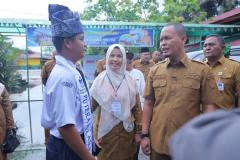 Keinginan Wali Kota Agung Terwujud, Murid Baru SD-SMP Pekanbaru Dapat Seragam Gratis