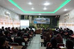 Imigrasi Pekanbaru Edukasi Pelajar SMKN 2 tentang Layanan Keimigrasian dan Bahaya TPPO