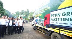 PalmCo Salurkan 500 Ton Minyak Goreng untuk Korban Banjir Sumatra