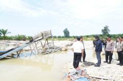 Sidak Tambang Emas Ilegal, Gubri Soroti Kerusakan Lingkungan dan Ekonomi