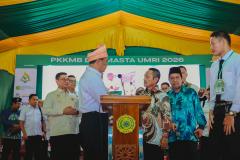Di Hadapan Ribuan Mahasiswa, Mentan Puji Petani Sukses Binaan PTPN IV PalmCo