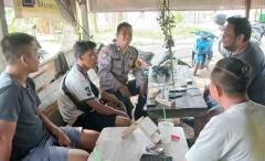 Bhabinkamtibmas Rumbai Sambang dan Edukasi Warga Umbansari