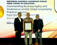 Mohamad Feriadi Soeprapto Raih Penghargaan Indonesia Best CEO 2025