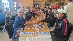 Kalahkan Jatim 3-1, Tim Catur PWI Riau Raih 2 Medali Perak